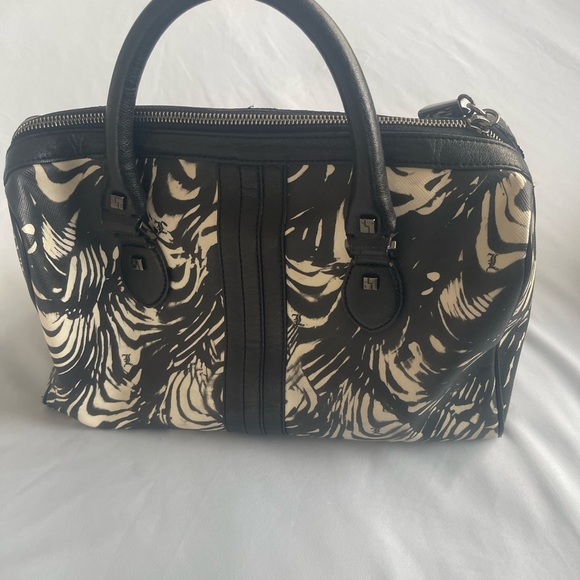 L.A.M.B. Vintage Handbag Excellent Condition - Picture 7 of 9